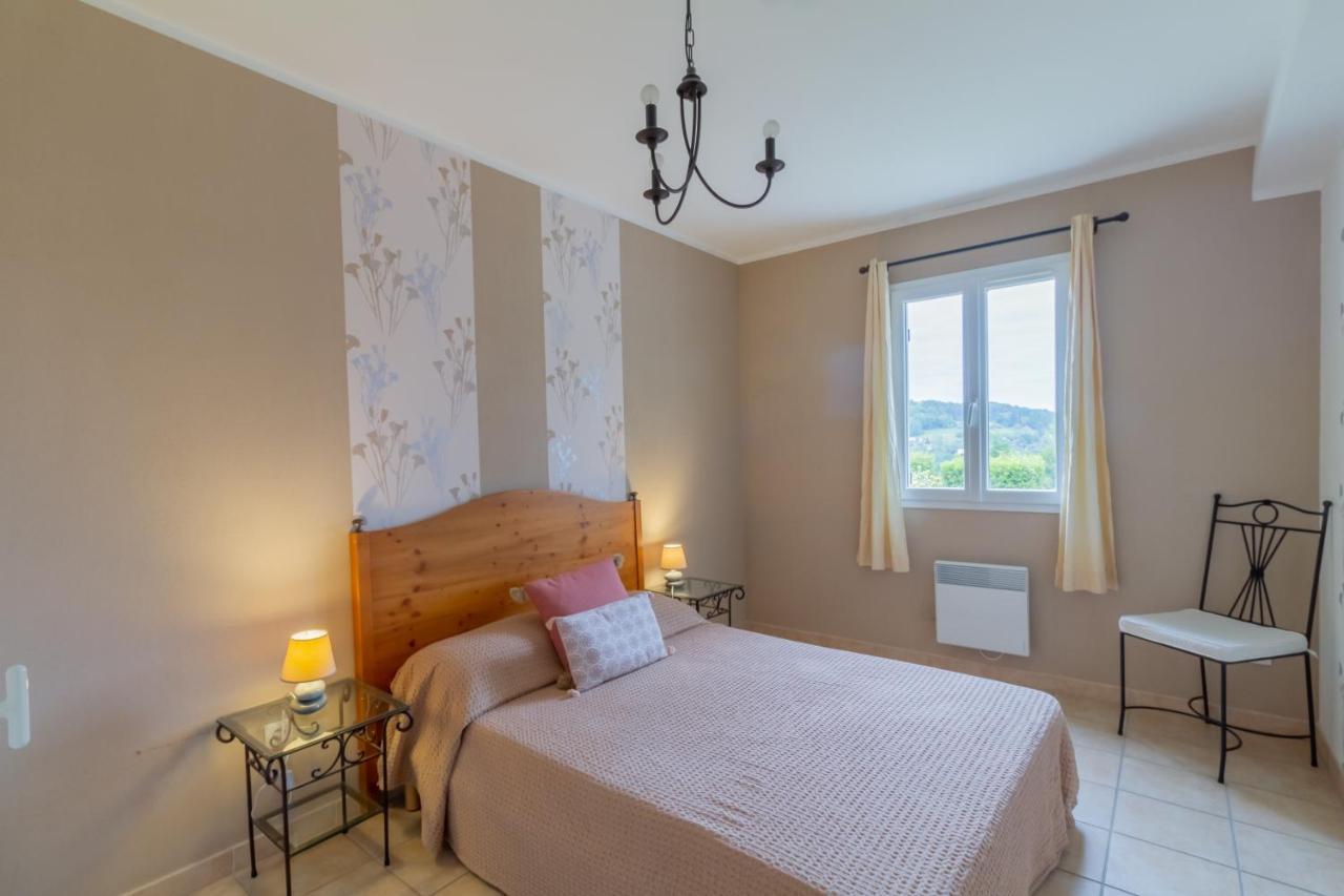 La Sarlaterra - Appt Avec Piscine Partagee Apartment ภายนอก รูปภาพ