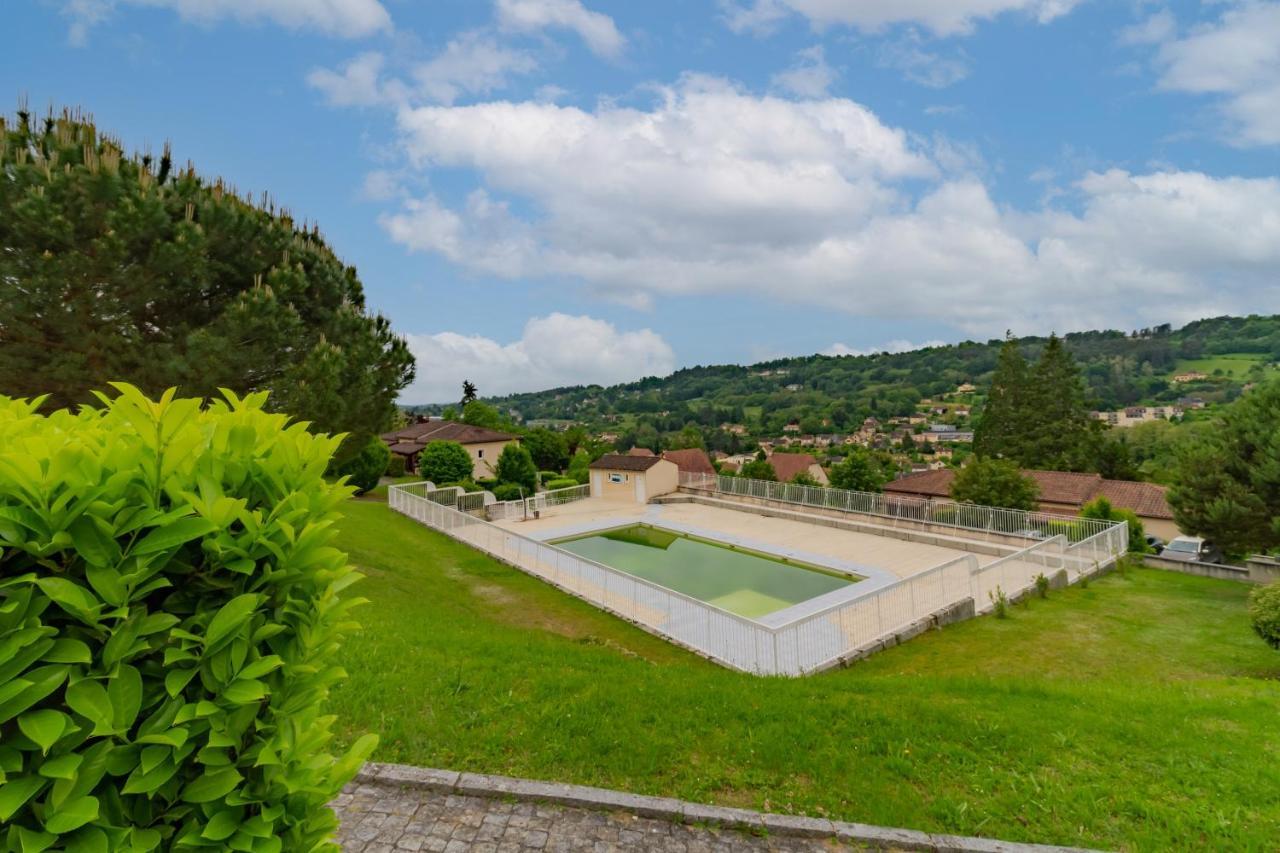 La Sarlaterra - Appt Avec Piscine Partagee Apartment ภายนอก รูปภาพ